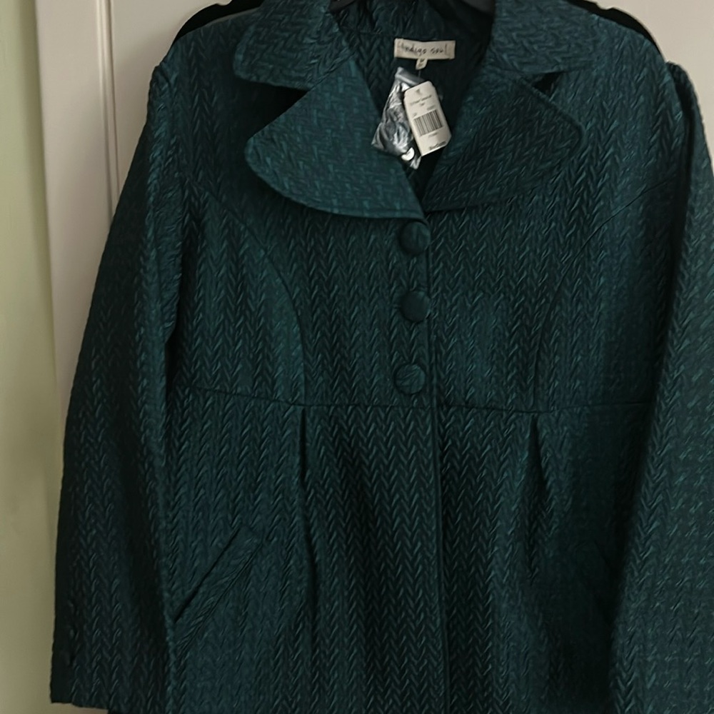 Indigo, soul, green blazer with side pockets